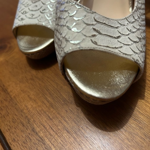 Kate Spade Snakeskin Slingback Heels - Picture 8 of 13